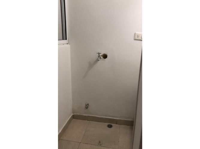 Edificio en venta en Olimpico, Cali, 930 m² · foto 4 de 24