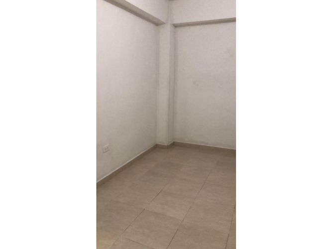 Edificio en venta en Olimpico, Cali, 930 m² · foto 8 de 24