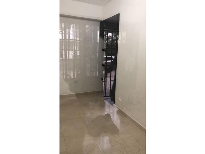 Edificio en venta en Olimpico, Cali, 930 m² · foto 10 de 24