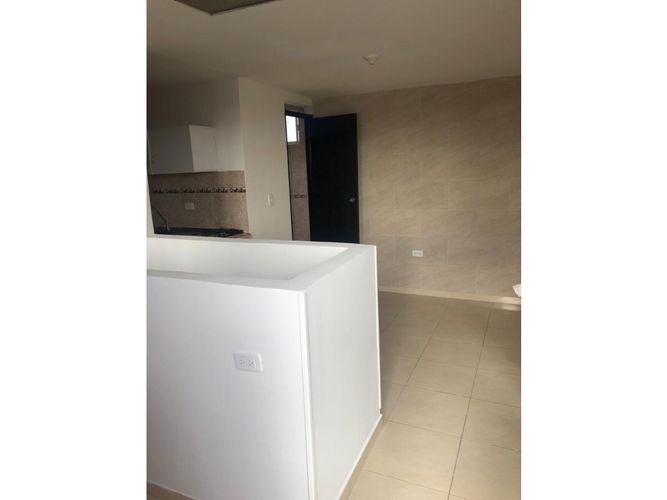 Edificio en venta en Olimpico, Cali, 930 m² · foto 11 de 24