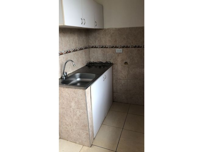 Edificio en venta en Olimpico, Cali, 930 m² · foto 12 de 24