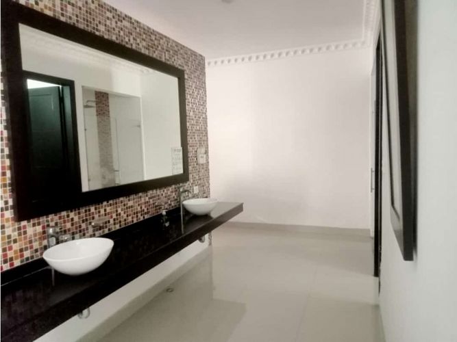 Finca en venta en Menga, Yumbo, 1500 m² · foto 9 de 24