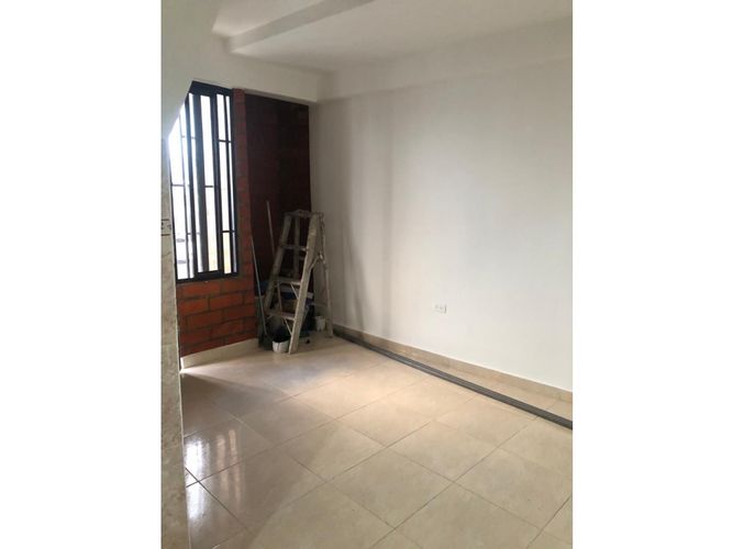 Edificio en venta en Olimpico, Cali, 930 m² · foto 21 de 24