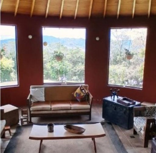 Finca en arriendo en La Ceja, 2000 m² · foto 2 de 4
