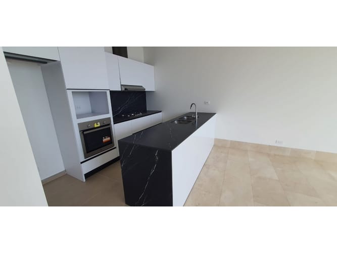 Apartamento de 4 alcobas en venta en Bellavista, Cali, 165 m² · foto 4 de 24