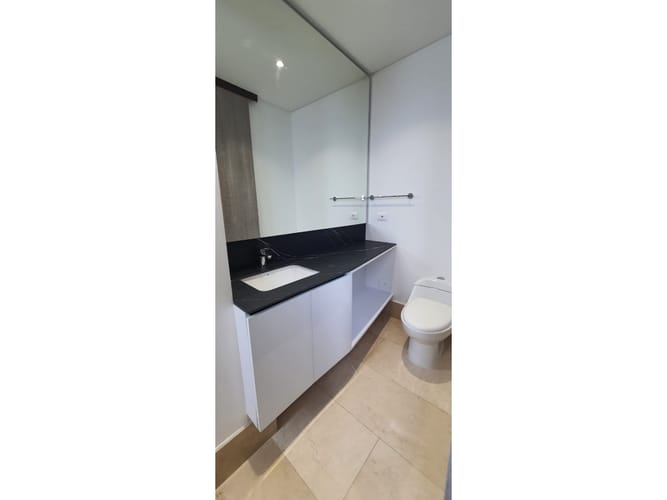 Apartamento de 4 alcobas en venta en Bellavista, Cali, 165 m² · foto 8 de 24