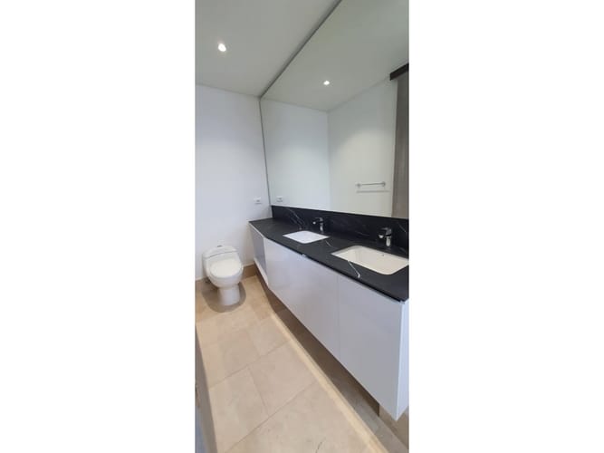 Apartamento de 4 alcobas en venta en Bellavista, Cali, 165 m² · foto 11 de 24