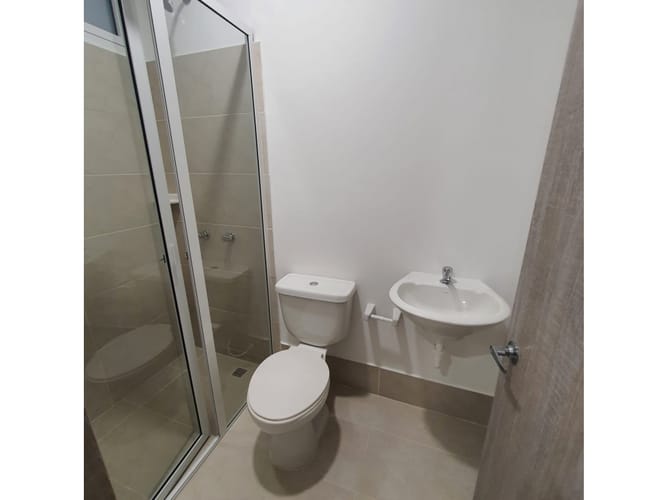 Apartamento de 4 alcobas en venta en Bellavista, Cali, 165 m² · foto 19 de 24