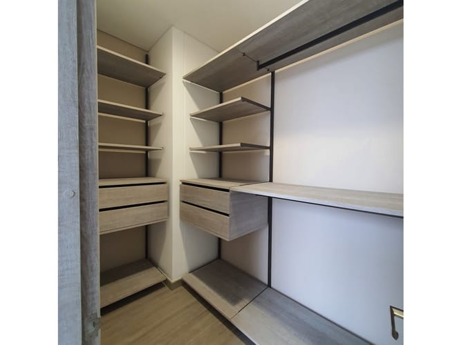 Apartamento de 4 alcobas en venta en Bellavista, Cali, 165 m² · foto 20 de 24