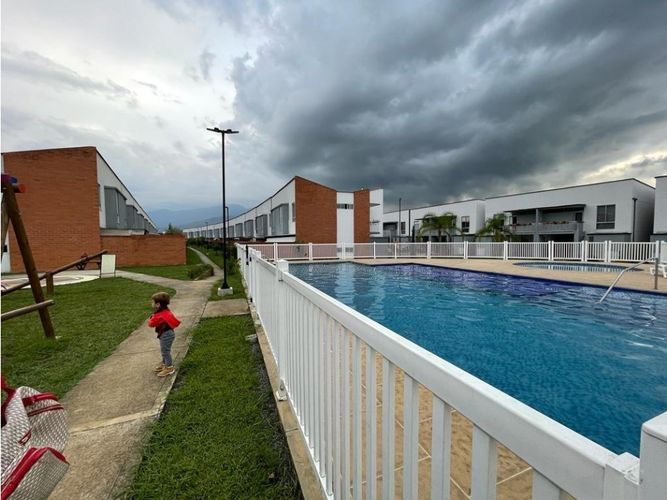 Casa de 4 alcobas en venta en Cn. Sol De La Arboleda, Jamundí, 300 m² · foto 19 de 24
