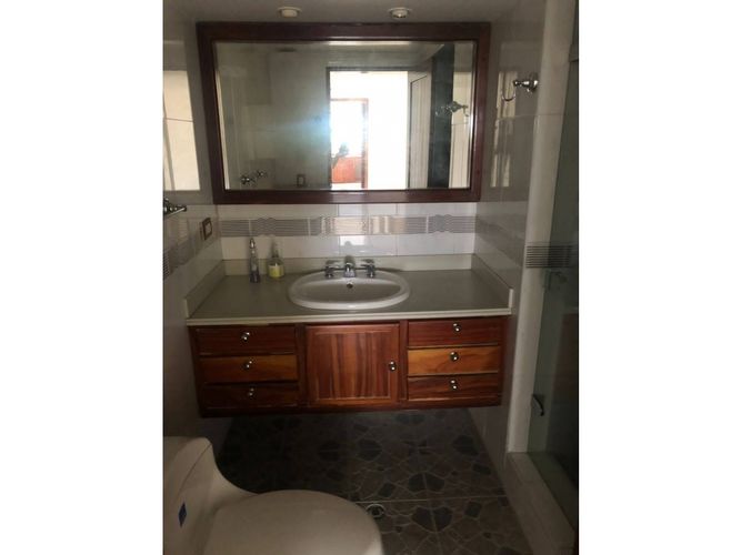 Apartamento de 5 alcobas en venta en Santa Teresita, Cali, 400 m² · foto 4 de 23