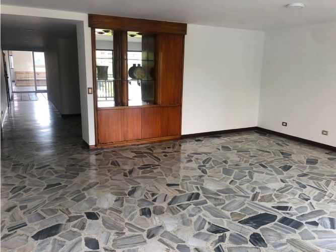 Apartamento de 5 alcobas en venta en Santa Teresita, Cali, 400 m² · foto 10 de 23