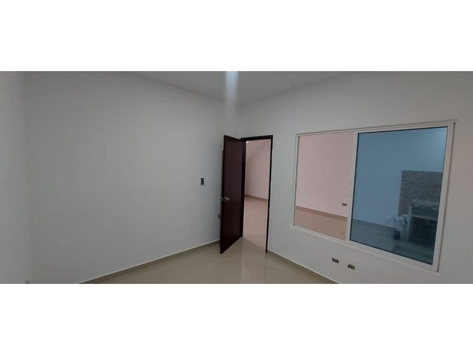 Casa de 6 alcobas en venta en Porerito, Jamundí, 282 m² · foto 2 de 24
