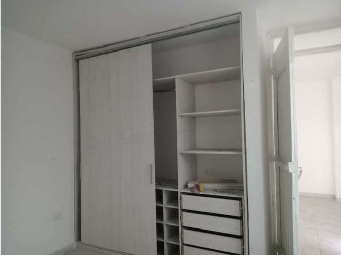 Bodega en venta en San Nicolas, Cali, 345 m² · foto 13 de 16