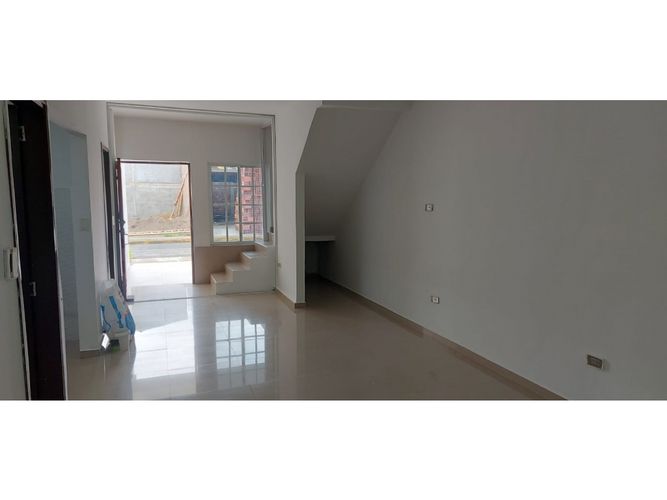 Casa de 6 alcobas en venta en Porerito, Jamundí, 282 m² · foto 5 de 24