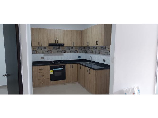 Casa de 6 alcobas en venta en Porerito, Jamundí, 282 m² · foto 6 de 24
