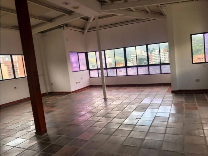 Apartamento de 5 alcobas en venta en Santa Teresita, Cali, 400 m² · foto 22 de 23