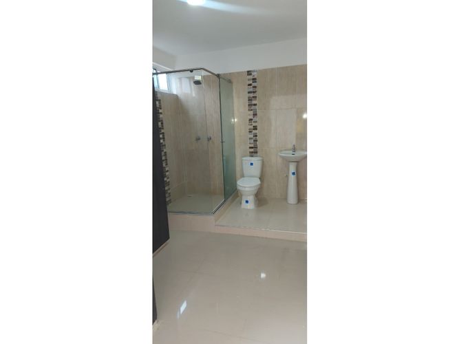 Casa de 6 alcobas en venta en Porerito, Jamundí, 282 m² · foto 17 de 24