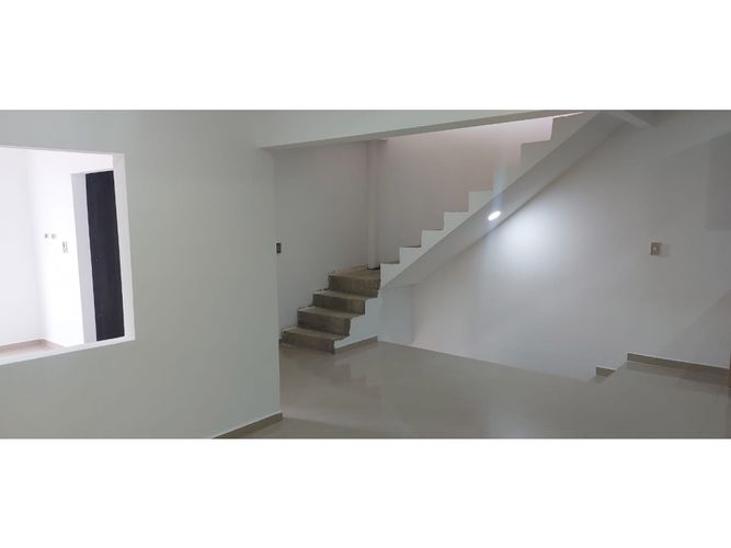 Casa de 6 alcobas en venta en Porerito, Jamundí, 282 m² · foto 18 de 24
