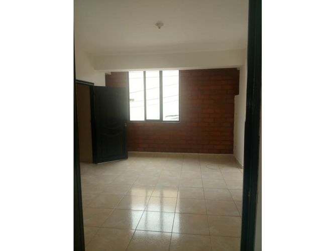 Edificio en venta en El Dorado, Cali, 920 m² · foto 9 de 17