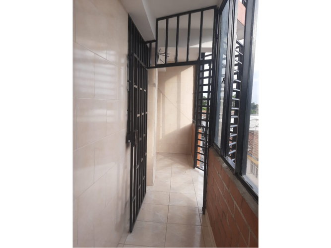 Edificio en venta en El Dorado, Cali, 920 m² · foto 17 de 17