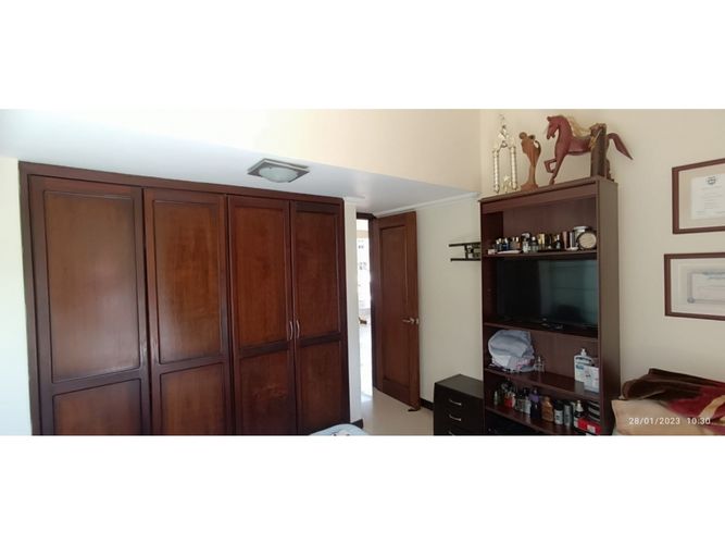 Casa de 6 alcobas en venta en Porerito, Jamundí, 290 m² · foto 4 de 24