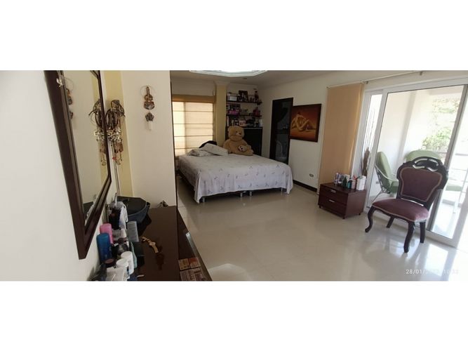 Casa de 6 alcobas en venta en Porerito, Jamundí, 290 m² · foto 5 de 24