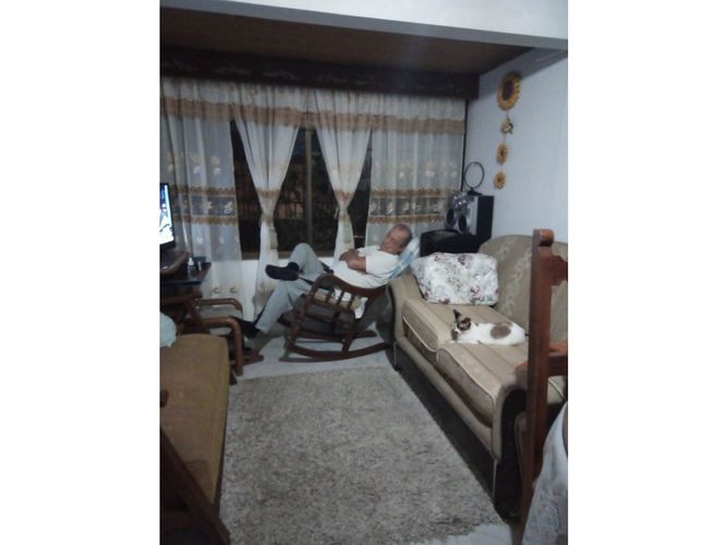 Casa de 5 alcobas en venta en Departamental, Cali, 260 m² · foto 7 de 19