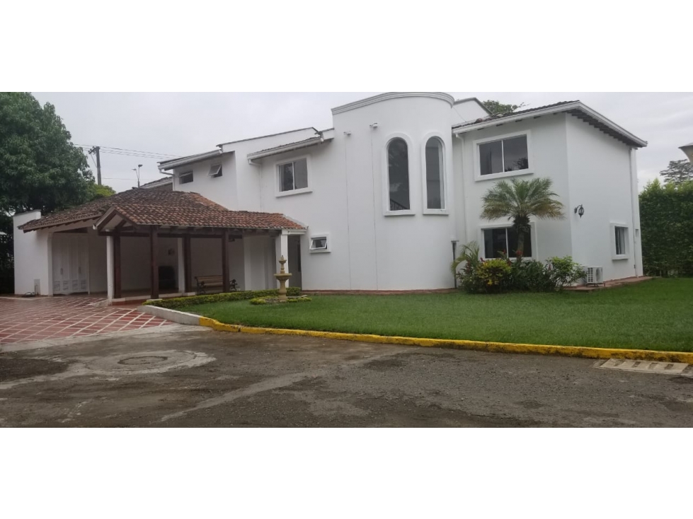 Departamento en venta bajo precio de mercado en Cali