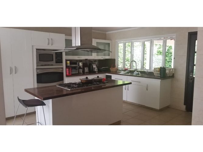 Casa de 6 alcobas en venta en Pance Alto, Cali, 450 m² · foto 4 de 9