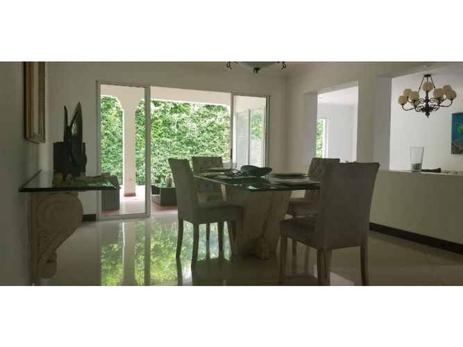 Casa de 6 alcobas en venta en Pance Alto, Cali, 450 m² · foto 6 de 9