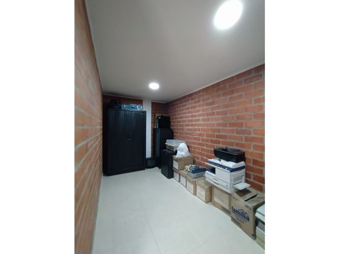 Bodega en venta en Zona Industrial, Cali, 350 m² · foto 11 de 16