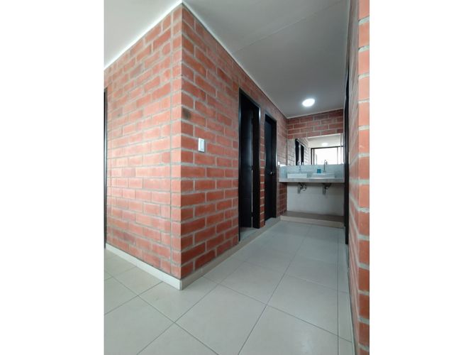 Bodega en venta en Zona Industrial, Cali, 350 m² · foto 13 de 16