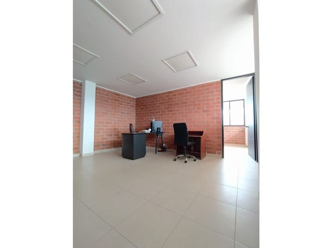 Bodega en venta en Zona Industrial, Cali, 350 m² · foto 15 de 16