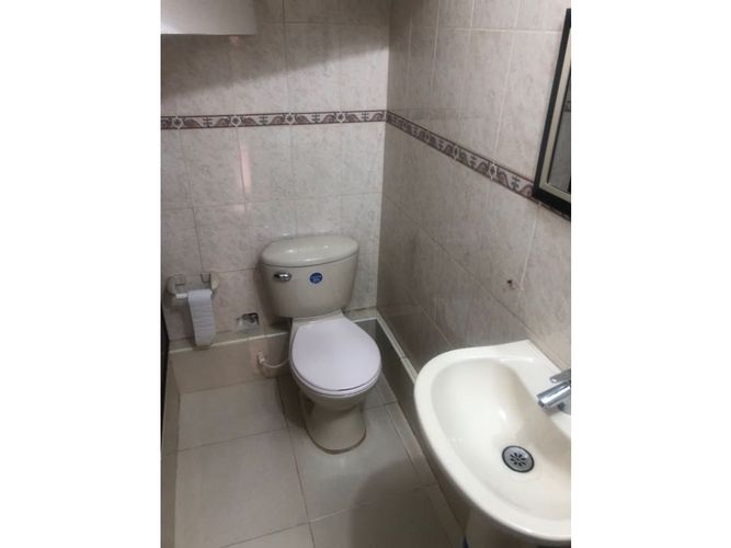Casa de 3 alcobas en venta en El Castillo, Jamundí, 253 m² · foto 15 de 24
