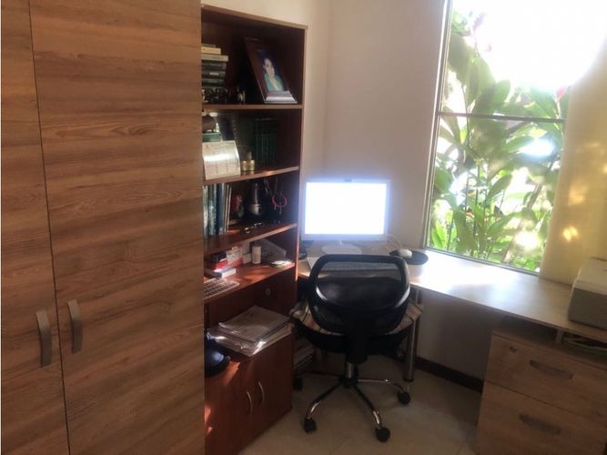 Casa de 3 alcobas en venta en El Castillo, Jamundí, 253 m² · foto 16 de 24