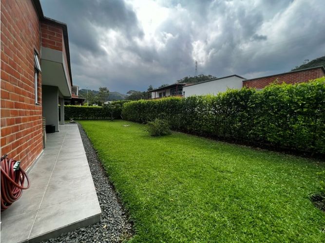 Casa de 3 alcobas en venta en Peon, Jamundí, 252 m² · foto 10 de 24