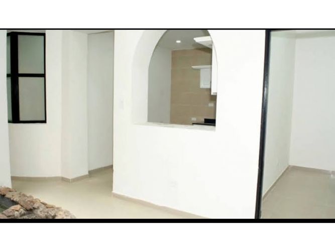 Casa de 6 alcobas en venta en Centenario, Cali, 245 m² · foto 7 de 11