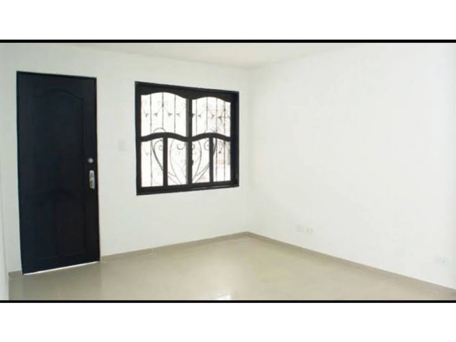 Casa de 6 alcobas en venta en Centenario, Cali, 245 m² · foto 8 de 11