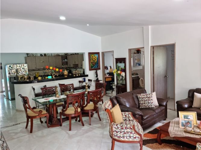 Casa de 5 alcobas en venta en Campo Alegre, Cali, 600 m² · foto 10 de 22