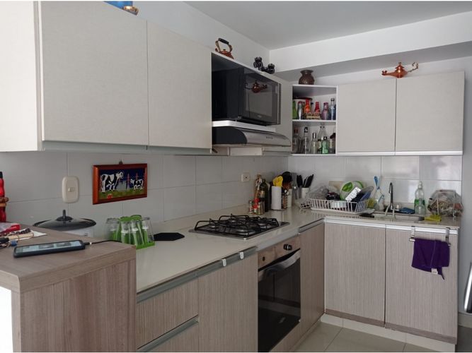 Apartamento de 3 alcobas en venta en Bochalema, Cali, 93 m² · foto 2 de 9