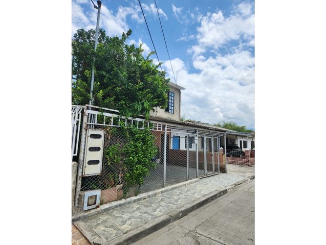 Casa de 6 alcobas en venta en Amaime, Palmira, 700 m² · foto 2 de 24