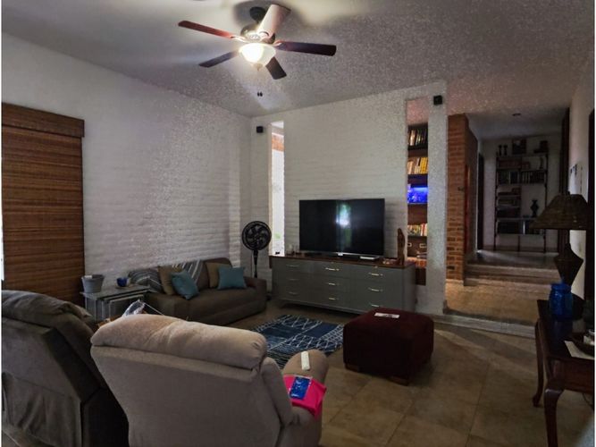 Casa de 6 alcobas en venta en La Buitrera, Cali, 250 m² · foto 8 de 24