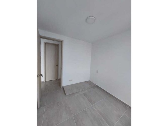 Apartamento de 2 alcobas en venta en Villas De Veracruz, Yumbo, 52 m² · foto 9 de 24