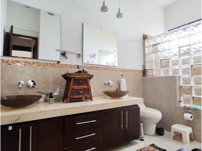 Casa de 6 alcobas en venta en La Buitrera, Cali, 250 m² · foto 15 de 24