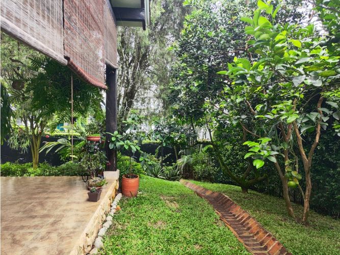 Casa de 6 alcobas en venta en La Buitrera, Cali, 250 m² · foto 20 de 24
