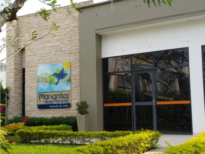 Casa de 5 alcobas en venta en Las Mercedes, Jamundí, 270 m² · foto 2 de 24