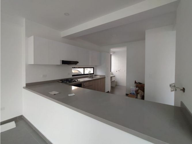 Casa de 5 alcobas en venta en Las Mercedes, Jamundí, 270 m² · foto 3 de 24