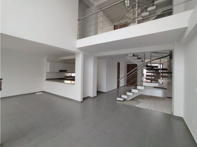 Casa de 5 alcobas en venta en Las Mercedes, Jamundí, 270 m² · foto 4 de 24