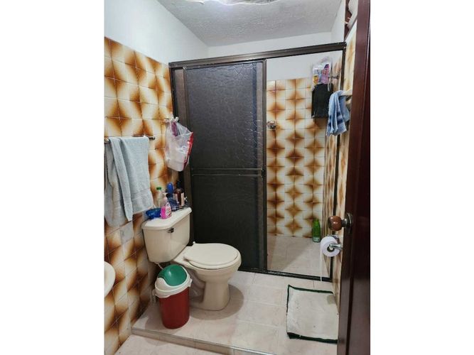 Casa de 5 alcobas en venta en Sesquicentenario, Palmira, 300 m² · foto 5 de 24